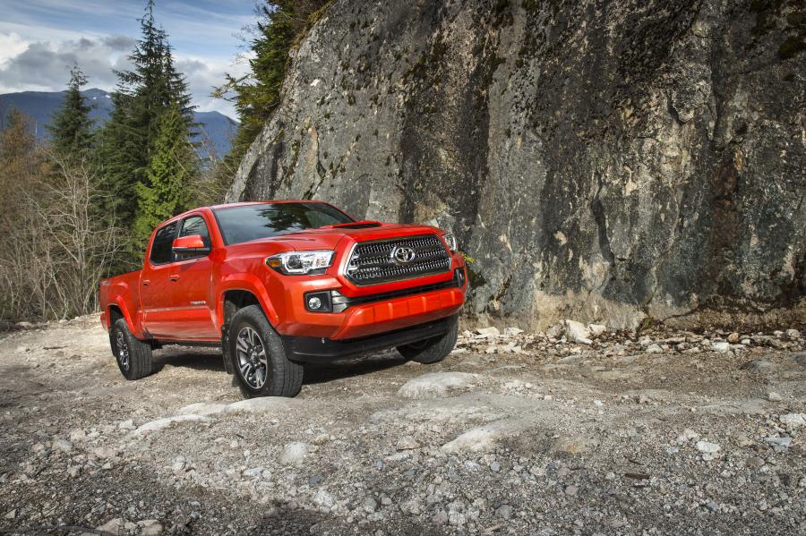 Toyota Tacoma TRD Sport Double Cab 2015 года  (NA) (фото 37 из 40)